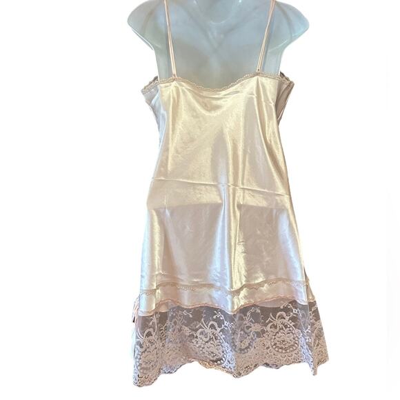 Vintage Lady Carmen Dallas Womens Ice Pink Satin Lace Slip/Dress/Gown Made USA - Picture 2 of 11